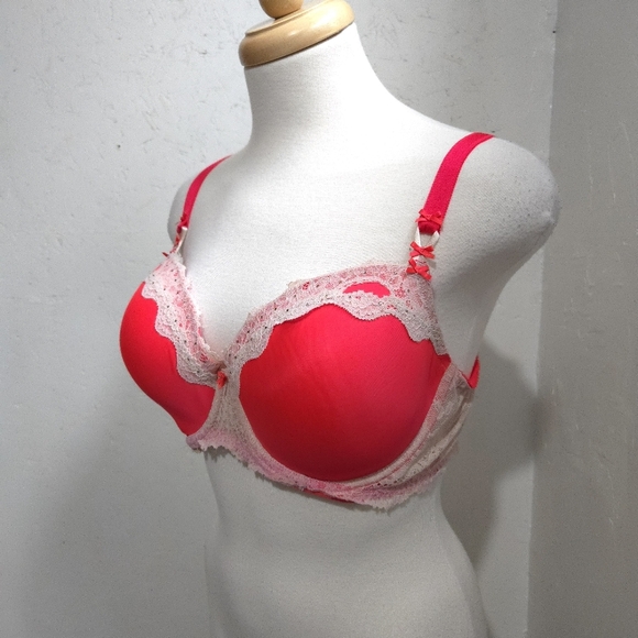 Victoria Secret | Red Lace Trim Padded Bra 36DD - Picture 1 of 8